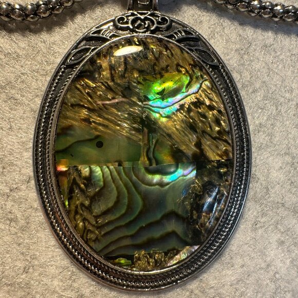 Abalone Shell & Silver Oval Pendant Necklace With Adjustable Chain - Picture 8 of 8